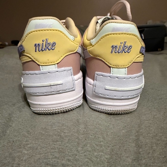 Nike Women's Pastel AF1 - Picture 5 of 6